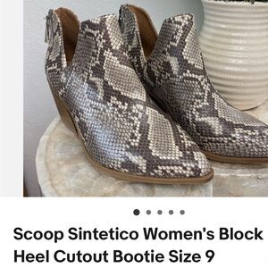 Scoop Women's Snake Print Cutout Ankle Booties